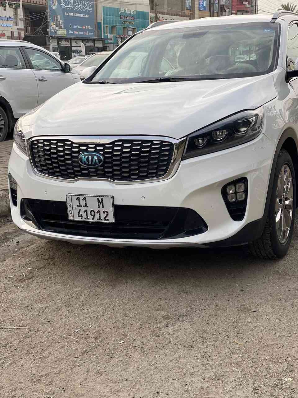 سلام عليكم للبيع كيا سورنتو مديل 2019بغداد بسمي تحويل ثاني يوم بيها مكانت صبغ او سونار موجود بل نشر سياره فول 6سلندر7راكب
3قطع تبريد 
سياره فول عده البنراما
مكان السياره بغداد الكاظمية
اي ستفسار ***********
السعر 183 او بيها مجال
