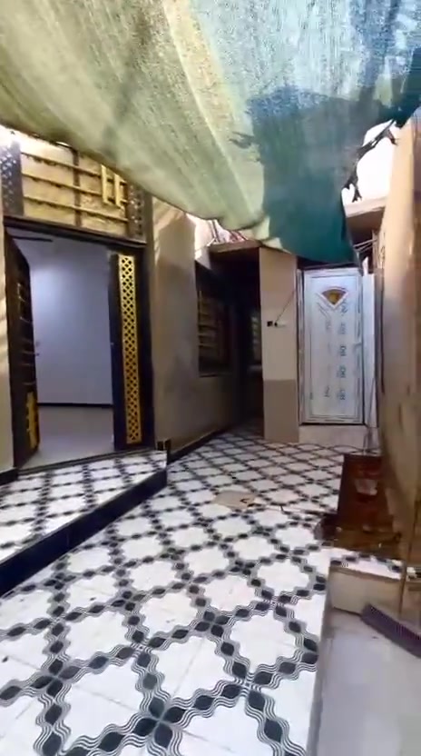 بيت للبيع
البيت يحتوي علا 

غرفتين نوم 

صيحات خارجي وداخلي

البيت بناء جديد مساحه البيت 210متر البيت مثل ما موضح بل صوره

مكان البيت التنومه شط العرب الصالحيه نزلت مقابل ماجد لاحداد
سعر البيت 90وبي مجال قليل

لاستفسار لاتصال علا الرقم.***********
