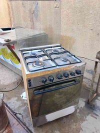 طباخ اخو لجديد للبيع شغال كامل حته لفرن يشتغل سعر125/ 07800073568