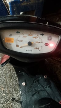للبيع دراجه عصفوريه 60 دراجه نضيفه كهربائيات اشاير سلف وهندر مكينه خرس...
