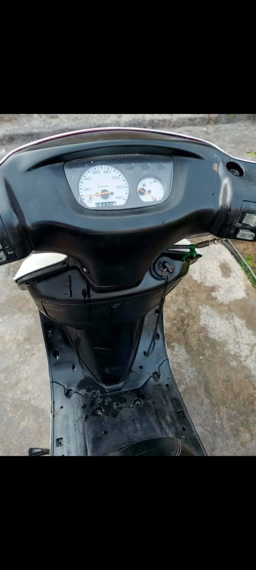 السلام عليكم 
دراجة فراشه للبيع شغاله 
الاستفسار***********
