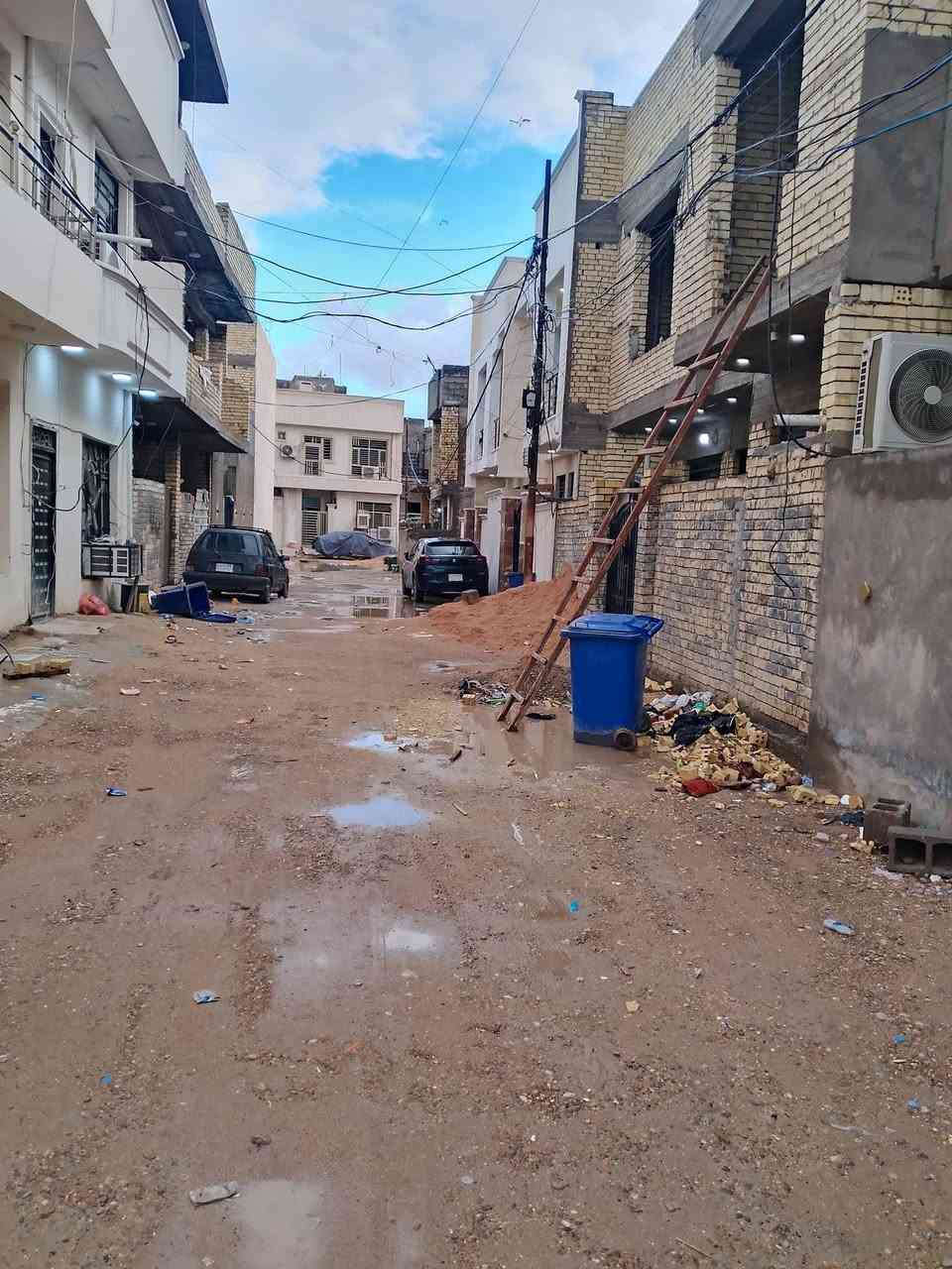 سلام عليكم رافت 60متر بلزراعي العدل الواقع من ضمن محله 647كل خدمات على العدل مي مجاري كهرباء بطاقه سكن تطلع عدل الاستفسار الاتصال ***********او ***********
