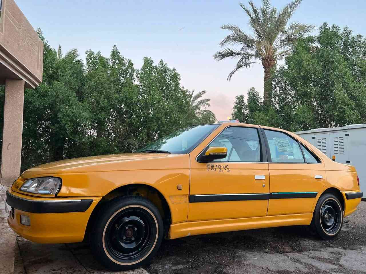 سلام عليكم بيجو بارس مديل 15 كفاله بيها بس شبر بارد ولهلالت السياره خير من الله سعر 44بيها مجال شي بصيط السياره احلا من الصور شاهد الله ***********
