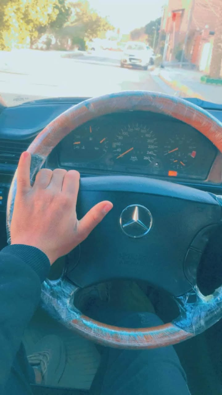 سلام عليكم دركة غواصة بدون شريط للبيع 2002 عارضها ب 75

📞: ***********
 تنشد ع دب وام عيون تحياتي
