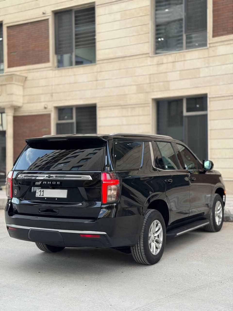 السلام عليكم  تاهو ls 2023
فقط بيع بدون مراوس فقط بيع 
بجم. برايمر العربض المرغوب 
  السعر  بلاش 365 وبيها مجال بسيط
خليجي 
رقم بغداد باسمي 
هزه +سنويه جديد ورقم انكليزي

السيارة بيها مكانات صبغ ابيع صبغ حزام بدون دواخل

 كير محرك كفالة برغي ممفتوح بيها

ماشيه 39 الف 

المواصفات
. علامه سوده ضوء القمر 
• رادار 
• ثلاجة
• رادار جانبي امامي وخلفي
• نقطة عمياء
• تحديد مسار
• تنبيه خطوط الشارع عند الانحراف
• كشنات كهرباء
• لايت زينون بلادي
• تشغيل عن بعد
• 4 بصمات + بصمة تشغيل
• فتح ذاتي عن الاقتراب من السيارة

مكاني بغداد  حي الجهاد 

‏‭***********
