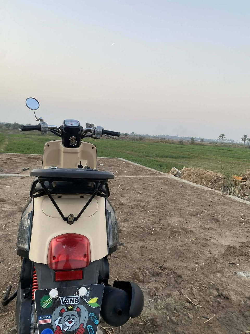 السلام عليكم 
ماكس بوليس للبيع 
كفاله عامه 
لسعر ٧٥٠
ديوانيه قضاء الدغاره 
***********
