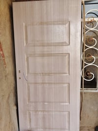 باب بلاستك • لونين