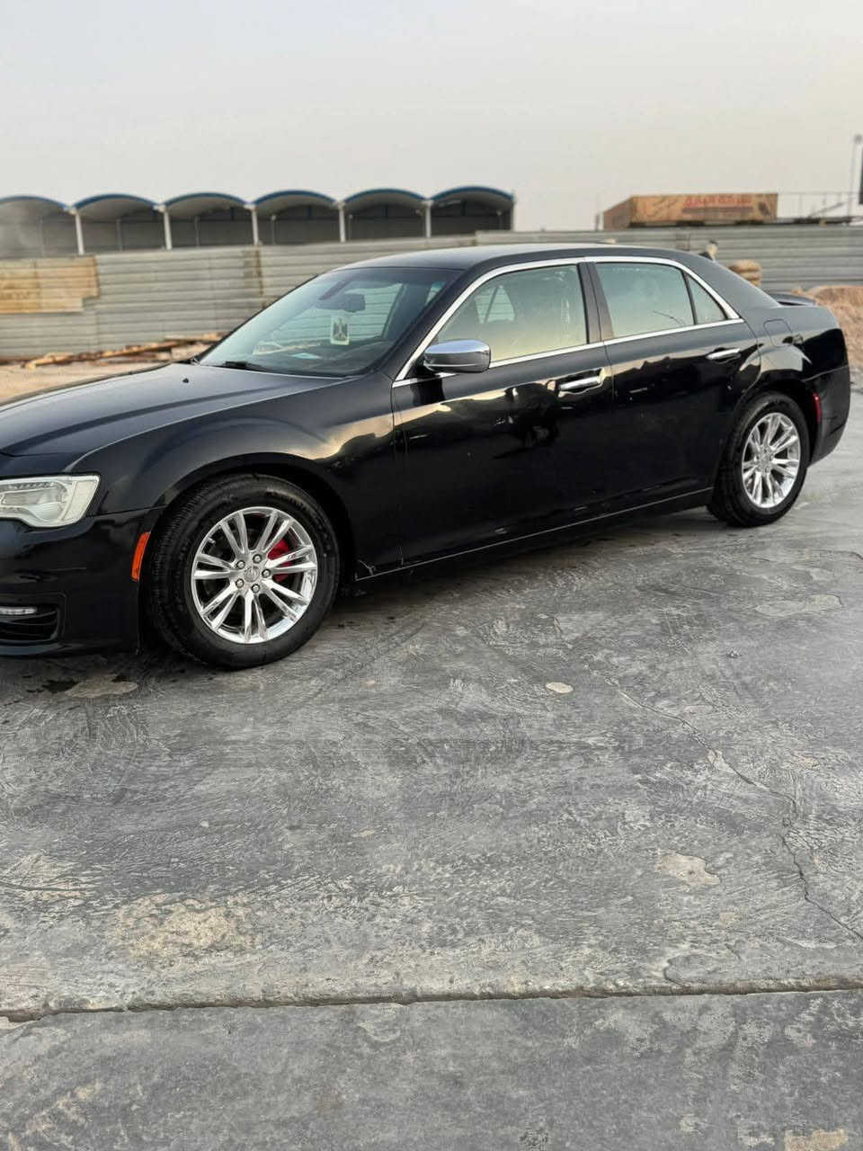 سلام عليكم
اوباما 300c 2018 اصل
امريكي حادث جاملغ وبنيد 
بيه بارد بمكانات موجود السونار
تبريد قطعتين 
تدفئه وتبريد كشنات 
ستيرن تدفئه  
السياره ناقصه حداديه 
العنوان ذي قار الشطره 
***********
السعر 175وبيه مجال
بيع فقط ماراوس
