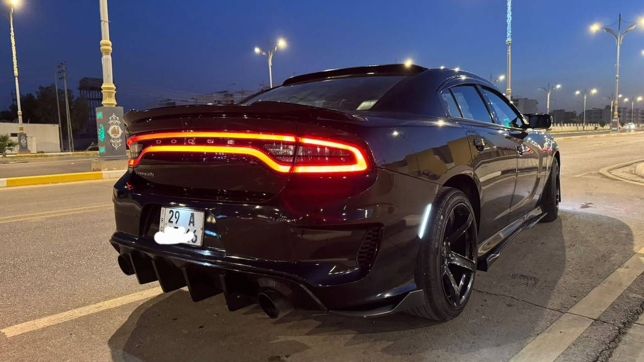 سلام عليكم البيع جارجر وارد أمريكي موديل ٢٠١٩
رقم واسط انكليزي بسمي تحويل مباشر السعر ١٩٥ورقه قفل
فول مواصفات واحد عل واحد سقف فتحه بصمة محرك ٣٦٠٠
صورة الحادث بل منشور ولا باقي مكفول سياره جاهز من كل نواحي ستخدام شخصي مكان بغداد  ***********
