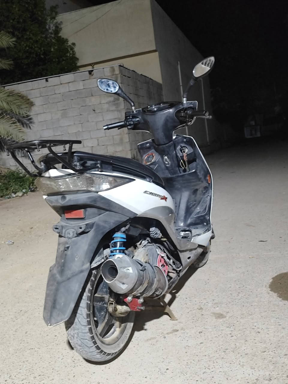 لسلام عليكم  سكنس ياماهه لد نوزل  مكينه خرسة شرط الا مفولة  سعر 900 وبيها مجال  رقم تواصل ‏‪***********‬‏   استفسار علق واجيك خاص
