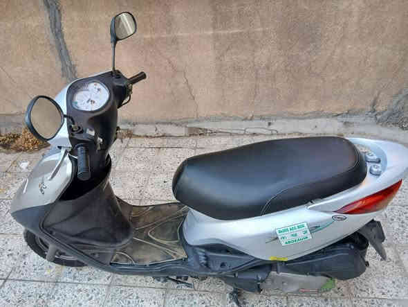 السلام عليكم
دراجة نارية نوع بريز للبيع 
السرعة 140
نوزل
المكان الكريعات
للأستفسار الاتصال على الرقم 
***********
