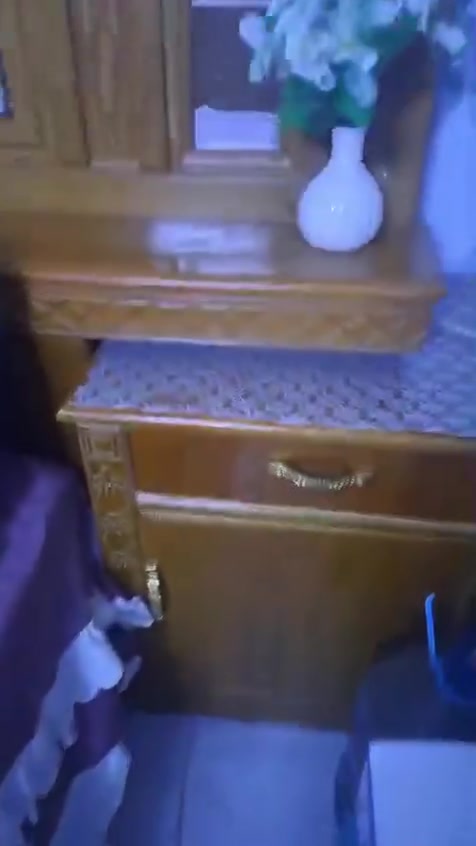 السعر مليون وبيه مجال العنوان البصره شارع السيد ***********
