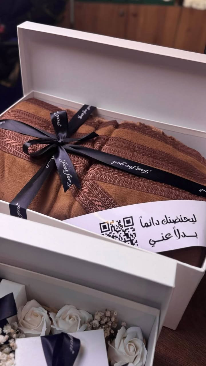 شباب بنات
اذا تريدون هدايا نسائية و رجالية متوفر عندي 
دخلولي خاص و ادزلكم الصور لان ما ناشرة كلشي بالصفحة
و إذا تحبون اسويلكم بوكس حسب الطلب اخلي بي شغلات من اختياركم
و موجود طباعة صور على لوحات و كوب و هودي 
ملاحظة : الي يريدون يحجزون ياريت ادزون طلب و تراسلون لان عندي خلل بالحساب اذا فقط رسالة ما تطلع يمي
++ توصيل داخل العراق فقط


**إذا كنت صاحب هذا الإعلان وتريد حذفه لأي سبب، رجاءا أرسل رسالة إلى الدعم الفني**