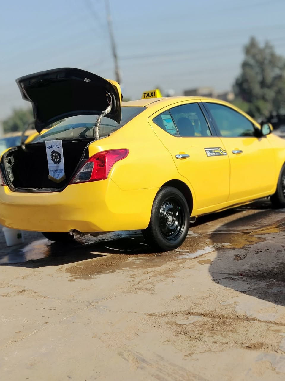 نيسان فيرسا ٢٠١٣ وارد أمريكي حادث جاملغ ايمن سياره نضيفه وجهازه عارضها ب٧٩وبيها مجال بسيط مكاني رئاسه العبيدي ***********
