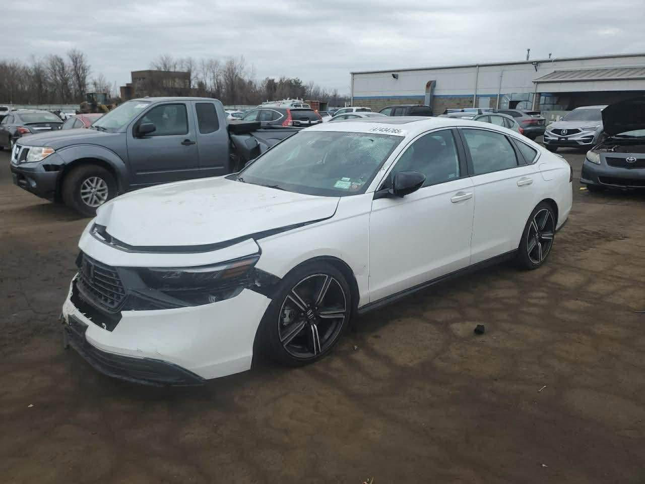 السلام عليكم 
هوندا اكورد هايبرد 2023 
حادث قطعتين كلير + بنيد مبدل
مواصفات فول 
ماشيه 50 الف
لون ابيض
شاشه كبيره 
كامره دواره
تحكم ستيرن
شفتات ستيرن
لد امامي 
لد خلفي
اشاير مري
لايت زنون 
تحديد مسار
مثبت سرعه
وقوف ذاتي
مانع اصتدام
شاشه دجتل
تبريد قطعتين
محرك 2000 
رادار جانبي
رادار امامي
كشنات كهرباء
تدفئة كشنات
ثلاثه انظمه قياده
فتحة سقف سلايت
بصمة ابواب 
رقم بغداد تحويل مباشر 
بصمه تشغيل عن بعد
للاستفسار الاتصال 
*********** الفلوجة, الأنبار
