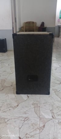 سماعات للبيع اصليات السعر على الرقم 07722055291