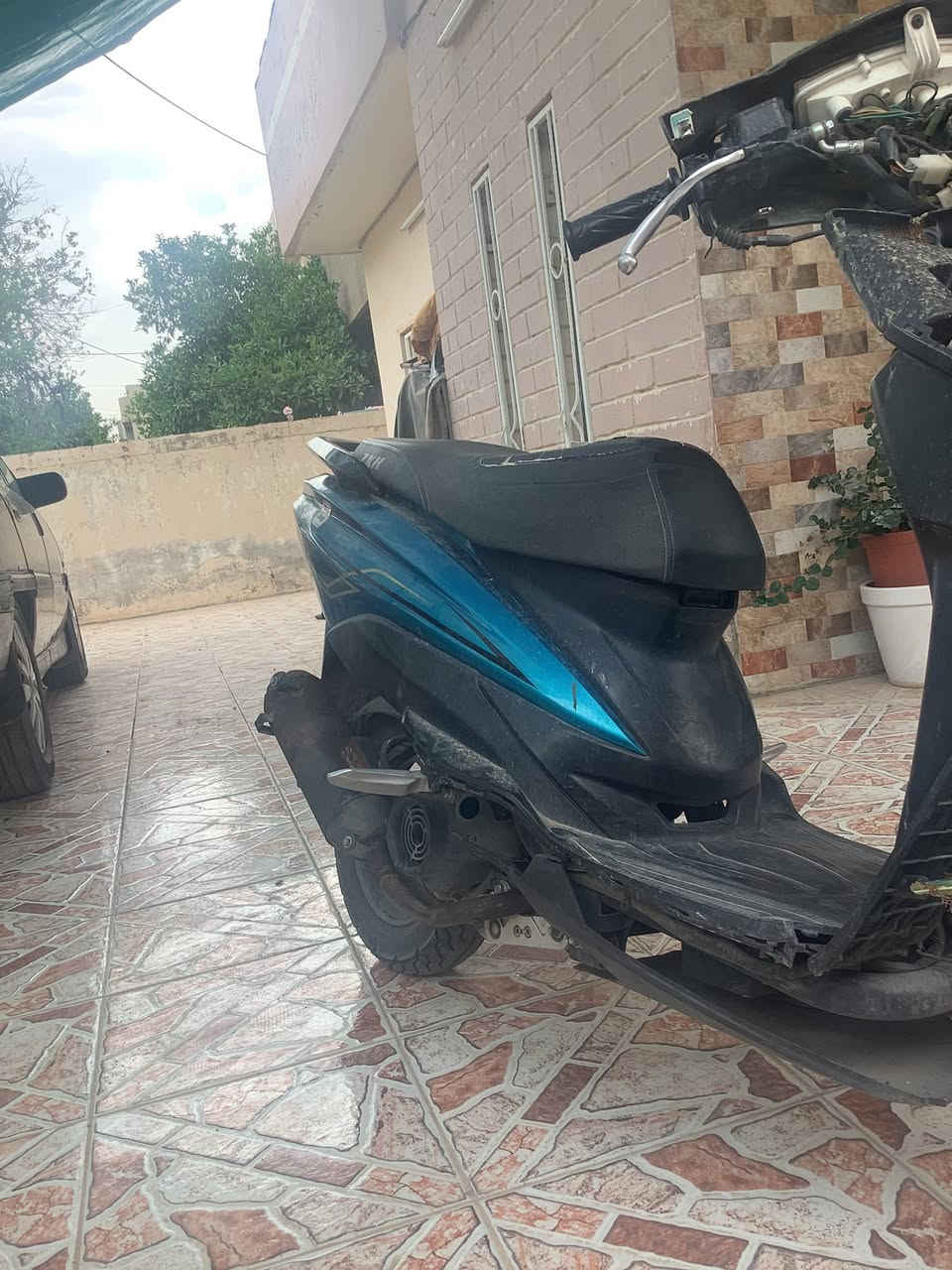 سلام عليكم ، دراجه ماكس سكنكس ، بلأصل صيني بس لمحرك محور ياباني ،كفرات اماميه موجوه بس تحتاج تصليح ، اوراق موجود بيها مروريه ، الي يحب يعرف السعر يراسلني على الخاص 🩵.


**إذا كنت صاحب هذا الإعلان وتريد حذفه لأي سبب، رجاءا أرسل رسالة إلى الدعم الفني**