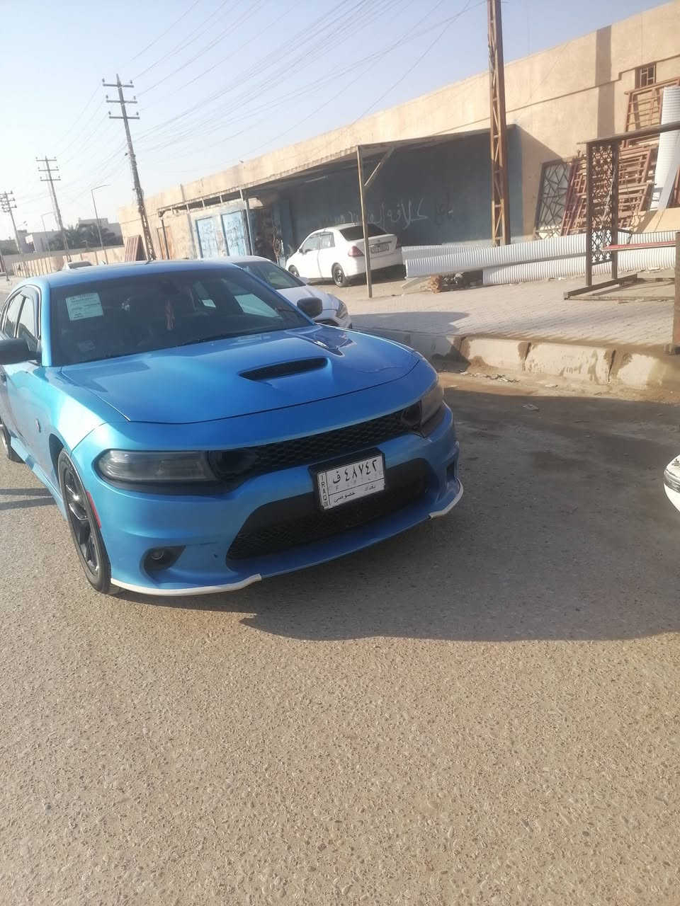 سلام عليكم جارجر موديل 2015 اصل وارد امريكي قطعتين صبغ بدون تبديل
مراوس بجيب سبعه راكب عادي نطي فرق لو همه ينطون فرق 
سياره مال بيت مامشتغله خط ابد ماشيه ٩٠ الف 
***********
