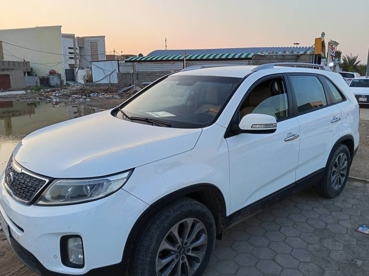 يالله/سورنتو خليجي موديل 2014  ٧راكب ٣قطع تبريد رقم واسط شرط التحويل محرك 2400 داخل صاج برده خلفيه حساس خلفي لد أمامي كامره أواكس بلاتوث شاحن تليفون سيدي بلاجكتور كير ومحرك مكفولات كهربائيات كله شغاله تخم تاير جديد صدر جديد سياره جاهزة على 24 حبايه مابيه أي نقص هس توني مسويله أدامه كامله فيت بم نوزلات بلكات كله جديد تفاصيل أكثر أتصل *********** واتساب *********** العنوان واسط قضاء النعمانيه السعر  162 وبيه مجال حق الجيه أخوان الله يرحم والديه ألي يشوف السعر غالي أو مايناسبه يعبر المنشور أو يعلق بكلمه طيبه مثل أخلاقه الطيبه والرزق على الله (سونار مرفق ب المنشور)
