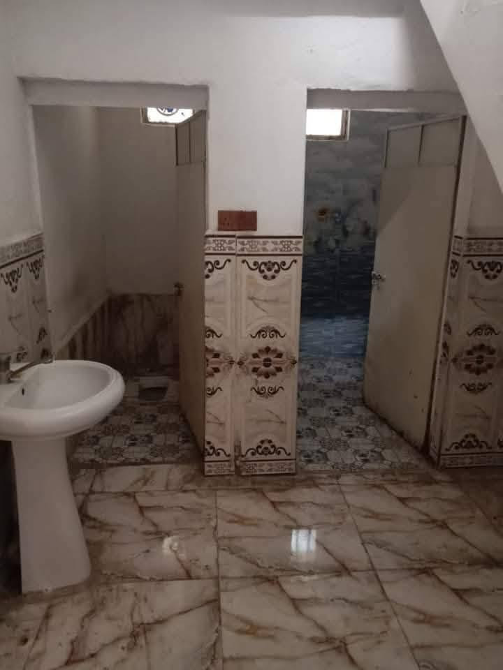 بيت للبيع زراعي مساحه ١٦٠ بي غرفه هول مطبخ صحيات داخليه او تواليت خارجي بعقوبه باب الدرب قريب من شارع عام او قريب على جامع لا اله الا الله السعر ٢٩ مليون بي مجال التواصل ***********
بيت للبيع زراعي مساحه ١٦٠ بي غرفه هول مطبخ صحيات داخليه او تواليت خارجي بعقوبه باب الدرب قريب من شارع عام او قريب على جامع لا اله الا الله السعر ٢٩ مليون بي مجال التواصل ***********

