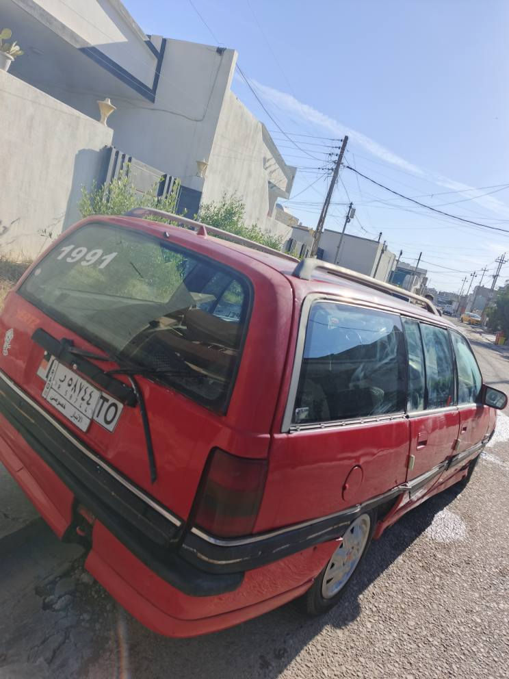 سلام علیكم اوبل اومیكا استیشن للبیع سیاره نضیف ماشالله كیر و محرک بطه مجول مكینه مرغوب سنویە عاج شرط اولیات ابیع سیاره بی مصرف قلیل  عند دخان ابیض *********** كركوك, العراق
