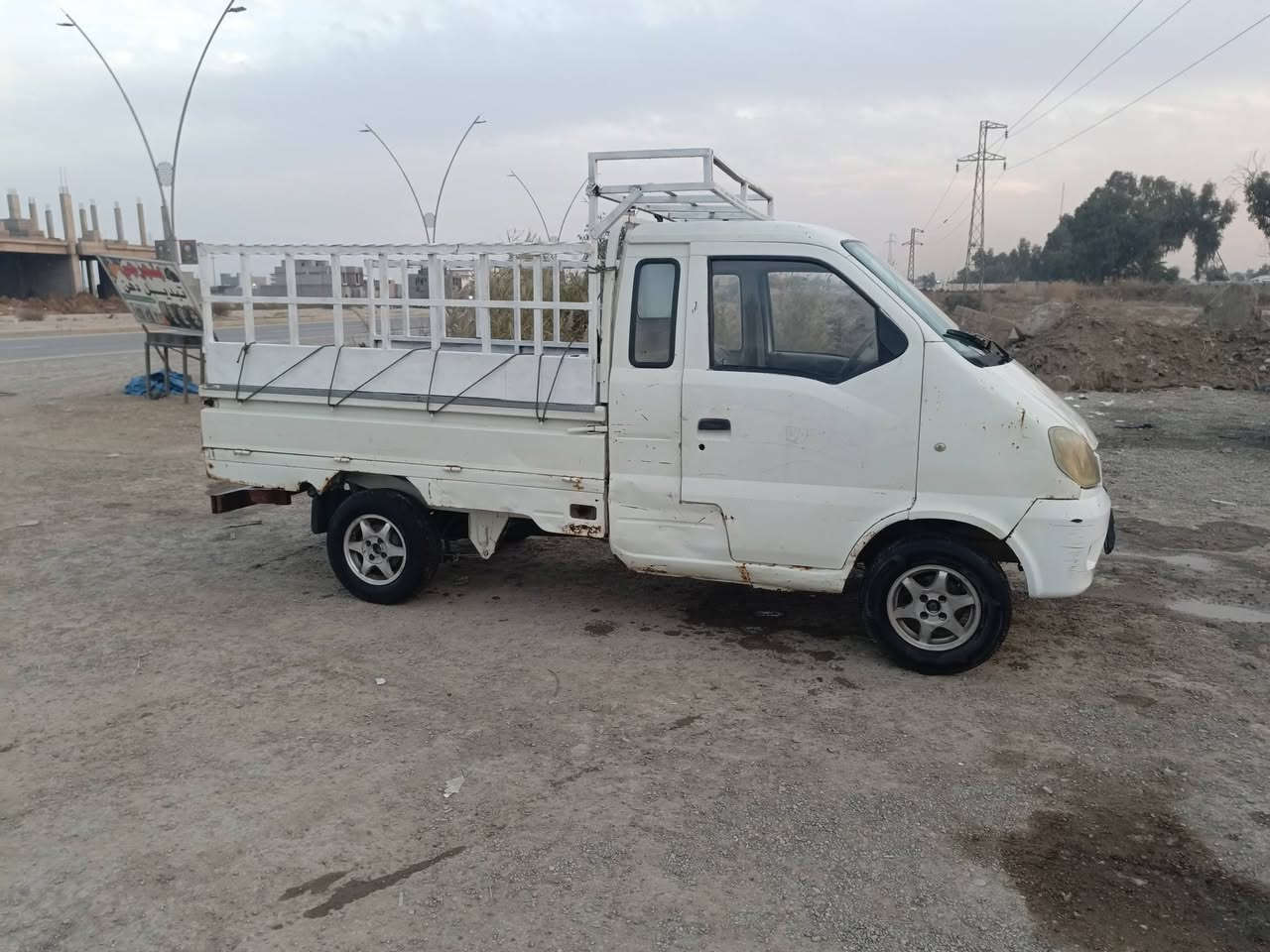 السلام وعليكم هانفي للبيع موديل 2007 محرك كير خير من الله اكسل جديد اوراق كامله السعر 13 بيها مجال بصيط مكاني ديالى بعقوبة دور الزراعة ***********
