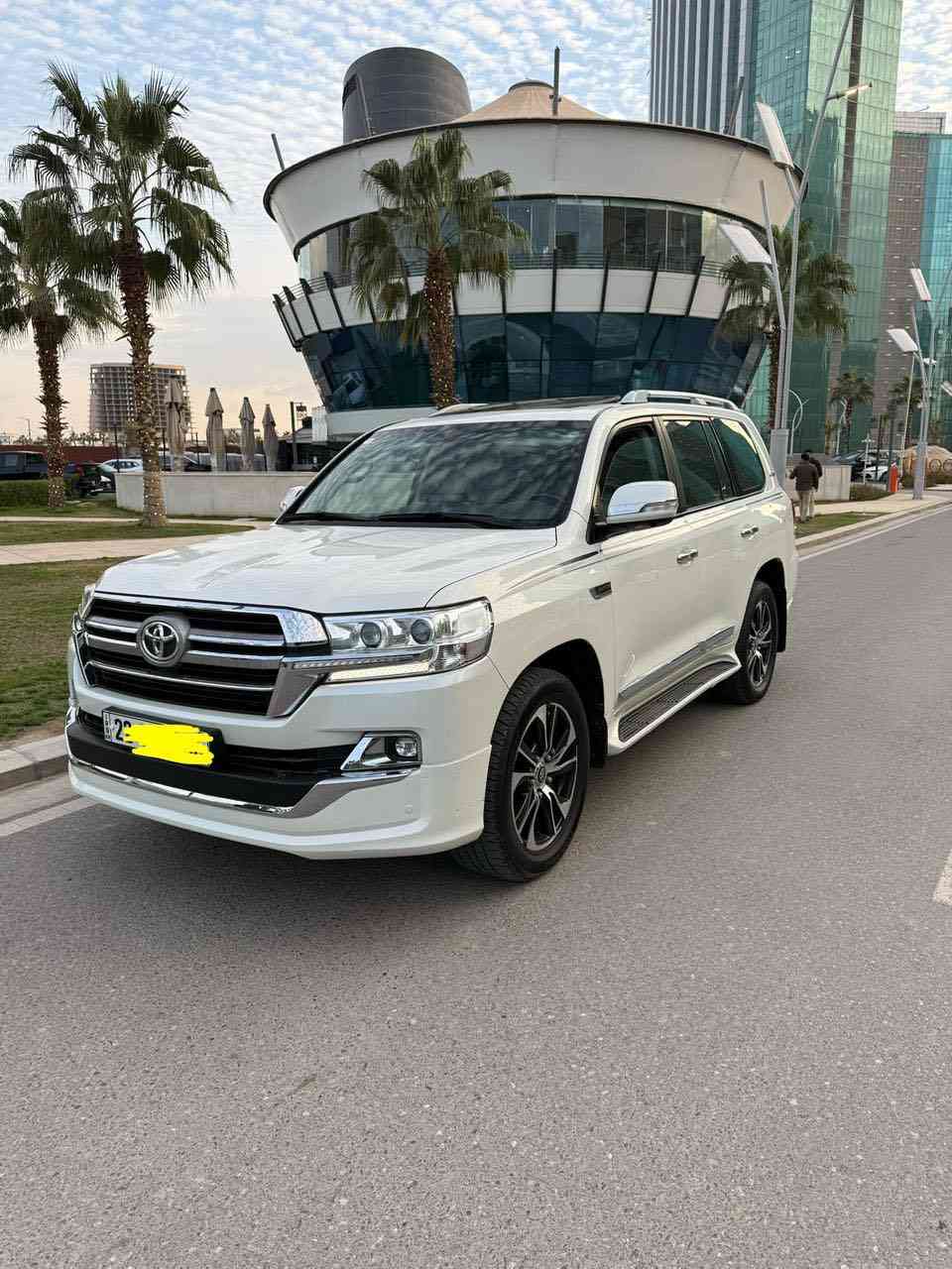 تۆیۆتا لاندکروزەر  Toyota Land Cruiser 2020

بۆ زانینی نرخ 
لایکی پەیج بکە و کۆمێت بکە نرخت پێدەگات 

90,000km ڕۆشتووە 
دووپارچەی بیلادی گۆڕاوە 
بێ بۆیاخ و شوخت و ساردە 
شریکە مهند 

لە هەولێرە سەیارەکە 

ژمارەی خاوەنی 
***********
_____________________________

تويوتا لاندكروزر 2020

لمعرفة السعر
سوِّ لايك للصفحة واكتب تعليق ويوصلك السعر

ماشية 90,000 كم
قطعتين بلاد مبدلات
بدون صبغ، بارد حار
شركة مهند

السيارة موجودة في أربيل

رقم المالك
***********
