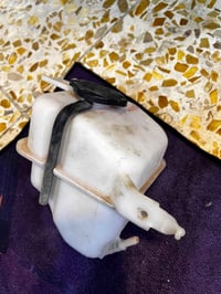 قواعد دبلات كوري  جدد بالايلون  سعر ٣٠ دبة ماء راديتر ١٥ الف  حساسات  ...