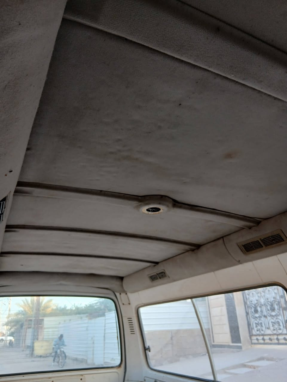 سلام عليكم كيه للبيع مكينه كير تايرات نضاف السعر 13  راعيهه موجود الستفسار ***********
