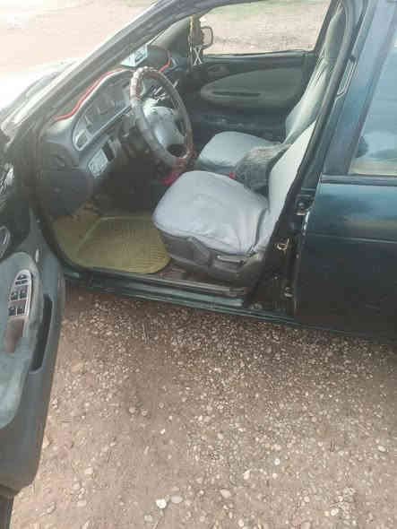 السلام عليكم كيا سيفيا للبيع موديل 95 رقم انكليزي انبار بأسمي كهربائيات كلها شغاله كير ومحرك خير من الله كشرها واضح كدامكم سنويه ما ساقطه محرك 
السعر 32 وبيها مجال للطيبين 
العنوان صلاح الدين قضاء الضلوعيه رقم ***********
