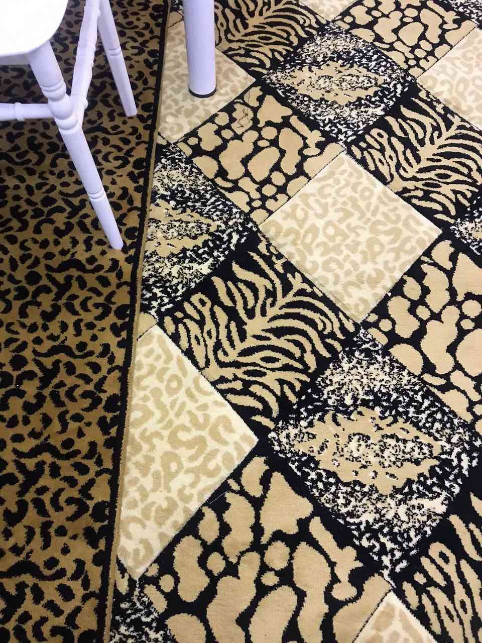 للبيع زوليه تركي قياس 3في4 
نظيفه جدا 
مكان بغداد الجديده بالسكينه


**إذا كنت صاحب هذا الإعلان وتريد حذفه لأي سبب، رجاءا أرسل رسالة إلى الدعم الفني**