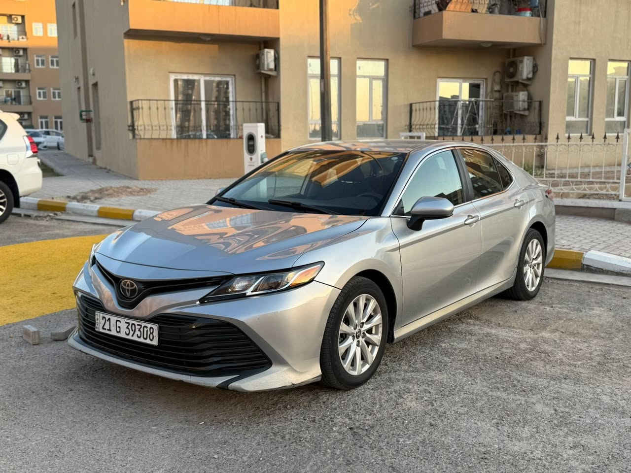 السلام وعليكم
للبيع كامري
موديل2020
سيارة جديدة بدون نقص 
سونار ب منشور 
سعر180وبي مجال 
السونار مرفق مع الصور 
فقط شبر صبغ بالصندوق
الاتصال***********
مكاني بغداد يرموك او غزالية
