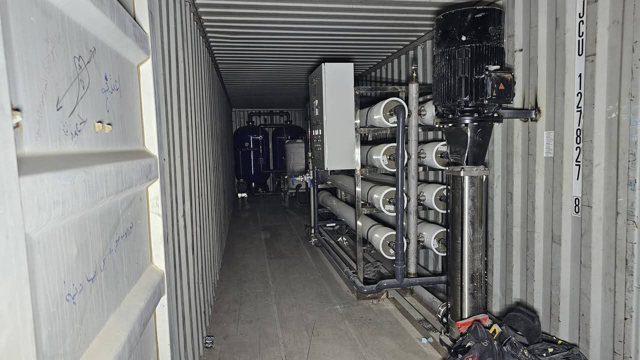 الحمد لله تم نصب وتجهيز محطات الارو تعمل على أملاح 18000 الف  في حقل الرمليه سعه 15م والثانيه 4 م *********** /***********
