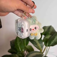 لابوبو • سماعات لاسلكية • ميدالية فرو