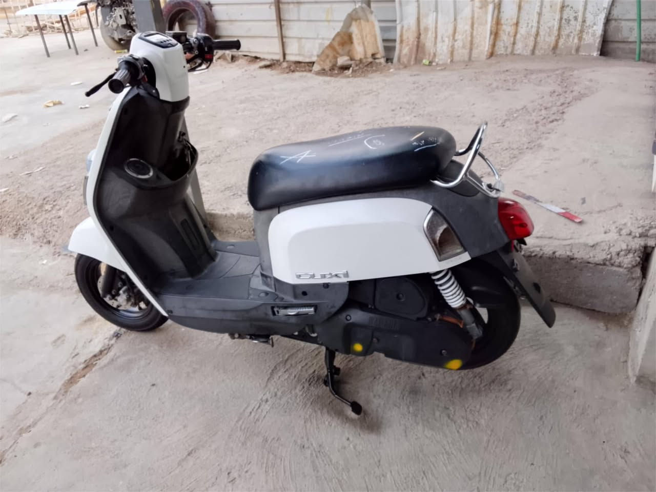 سلام عليكم دراجة لبيع مكاني مسيب سده الهندية ***********
