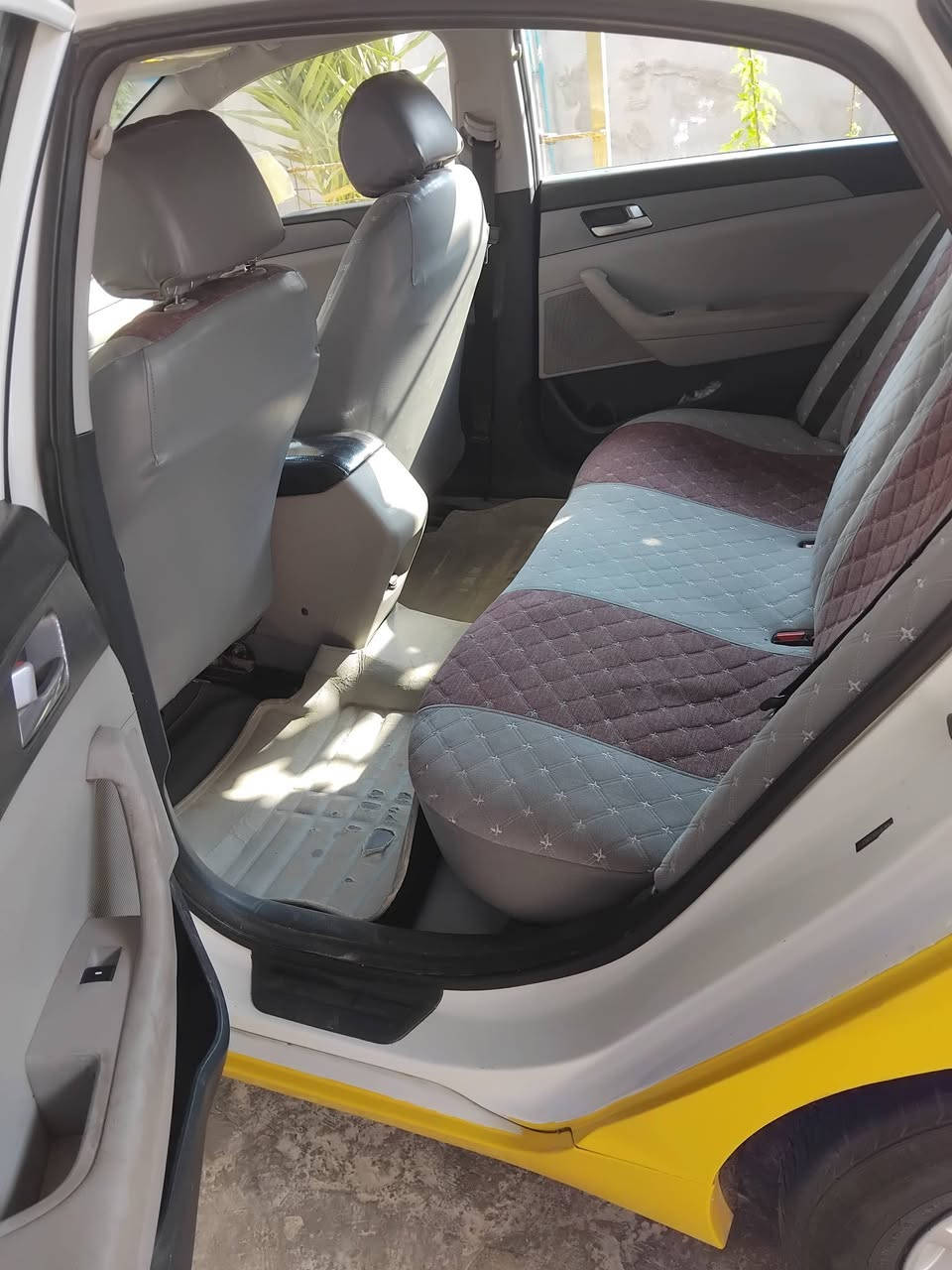 سوناتا موديل ١٥للبيع فول ومكفول ليبر واحد بية طخةيم قبق البانزين شويه سياره واردامريكي شاشة وكامرة اوترحيب اورادار 
كلةشغالة بيع اومراوس اب١٩ سوناتا انطي فرق حسب الاتفاق 
سعر ١٢٧بيةمجال ***********
