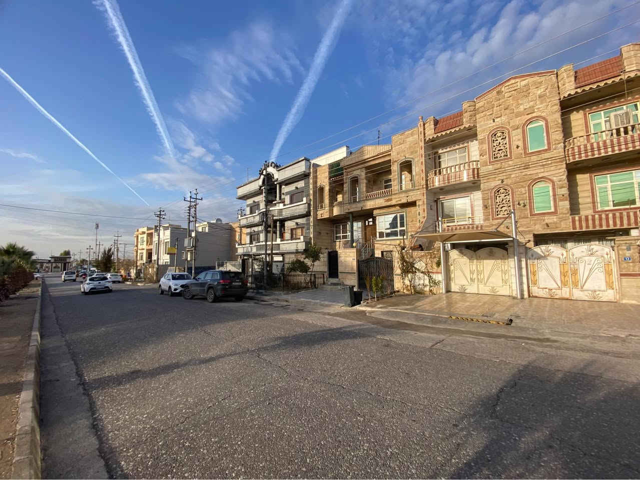 کوێستان ١٠٠م شەقامی ٣٠مەتری نزیک پاڕکی پێشمەرگە
.
اربيل كويستان ١٠٠م شارع ٣٠متر قريب متنزهة بيشمركة
.
عقارات مەلەك تاج اربيل
بۆ ڕاوێژوو زانیاری پەیوەندیمان پێوە بکەن

عقارات مَلَك تاج اربيل
لاستشارات العقارية وتجارية اتصل بنا 
اري طاهر
***********
***********
.
‏‪#Ari_tahir‬ #اري_طاهر #ملك_تاج_اربيل #مەلەک_تاج_ئەربیل #Malak_Taj_Erbil #Malak_Taj_Erbil #Erbil #Hawler #كوردستان #foryou #village #city #شورش #shorsh #ari_tahir أربيل, العراق
