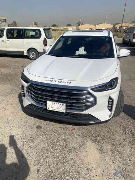 السلام عليكم 
عندي سيارة جيتور70بلس  للبيع 
محرك الف وستميه 1600
فيها ضمان مليون كيلو او 10 الف
شركة هارلم خليجي رقمها بغداد
ماشية ٤٤.٨٠٠ الف وقابل للزيادة 

.
للاتصال والاستفسار رقم الهاتف 
***********
