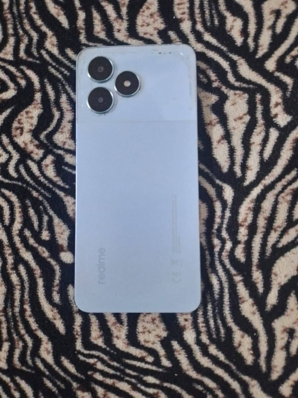 للبيع ريدمي نوت 50 جهاز نظيف ممصلح ابد فقط ظهر شويه من فوك جارد فقط ١٢٨ ذاكره سكني محموديه حي الرشيد قفل 100


**إذا كنت صاحب هذا الإعلان وتريد حذفه لأي سبب، رجاءا أرسل رسالة إلى الدعم الفني**