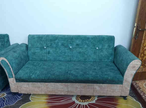 سلام عليكم تخم للبيع 7 مقاعد نضيف جدا تسكام المكان بغداد شهداء البياع الشراي يتصل بلرقم ويدلل *********** وتساب موجود توصيل بكروه
