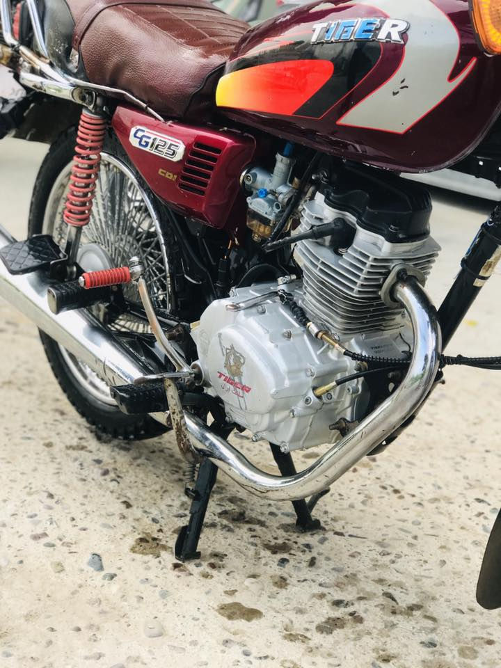 سلام وعليكم ماطور تايكر2020 ماطور خير من الله عيبو بي دخان قليل ماطور طبه وايرمنيه شغاله دبلات شغاله السعر ٣٥٠ وبي مجال حك الجيه مكاني موصل جانب الايمن للتواصل***********
