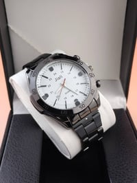 ساعات رجالية • ساعات نسائية • توصيل