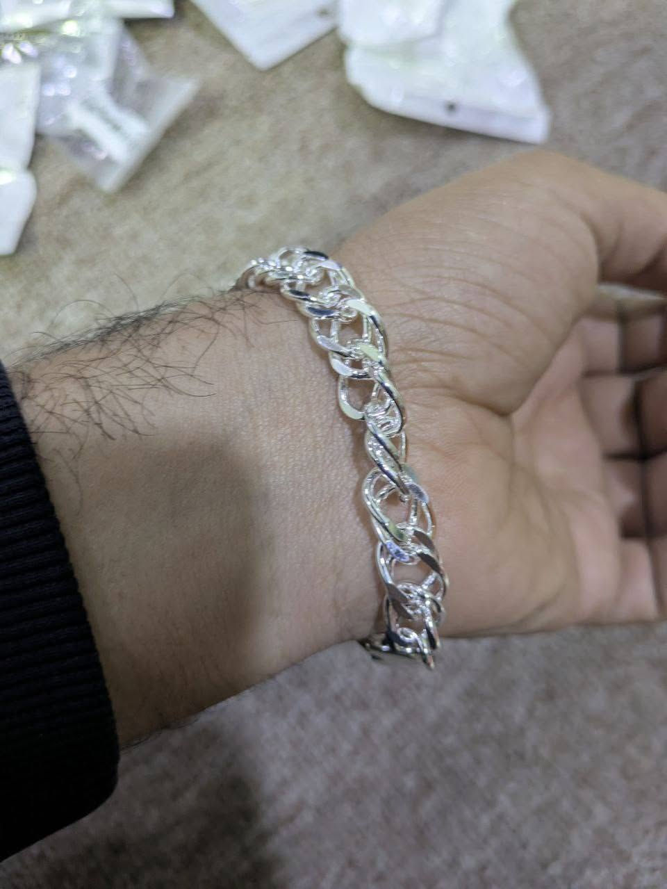 سوار امزون علئ التم 10 الف متوفر منة كم قطعة


**إذا كنت صاحب هذا الإعلان وتريد حذفه لأي سبب، رجاءا أرسل رسالة إلى الدعم الفني**