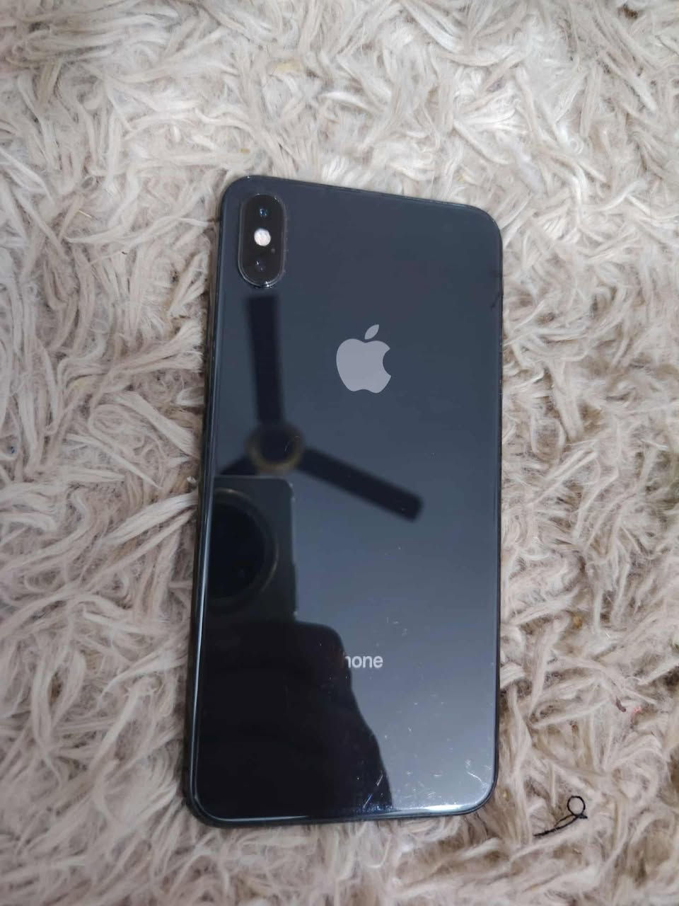 السلام عليكم 
اكس ماكس للبيع
ذاكره 256
بطاريه 77
مداخل صيانه بي فطر صغير بلكلاسه ممبين اصلا 
سعره 200 بي مجال بصيط

***********
