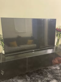 شاشة 60 • اندرويد 14 • نيلسات بدون صحن