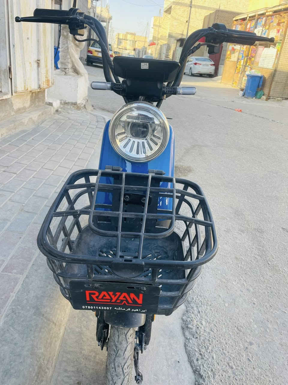 سلام عليكم بايسكل شحن حجم 14 ✨ 
الموصفات 
1شاشه ايباد 
2مثبت سرعه 3
3اشاير 4
بطارية 🔋 عدد 4
5بصم وسويج عدد 2
البايسكل فولل ونضيف استعمل قليل وحتى وصل شراء بي 
السعر 325 وبي مجال  للطيبين 🫶🏻


**إذا كنت صاحب هذا الإعلان وتريد حذفه لأي سبب، رجاءا أرسل رسالة إلى الدعم الفني**