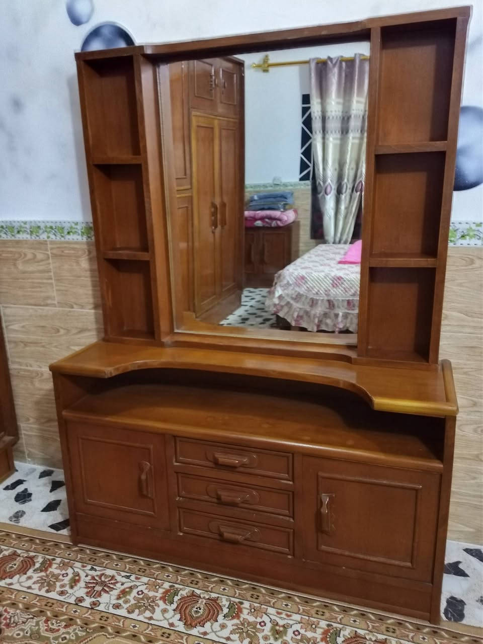 سلام عليكم البيع غرفه داخل وخارج صاج شغل درجة اوله كلش ثكيله السعر 1,100 وبيهه مجال اي ستفسار هاذ رقمي ***********
