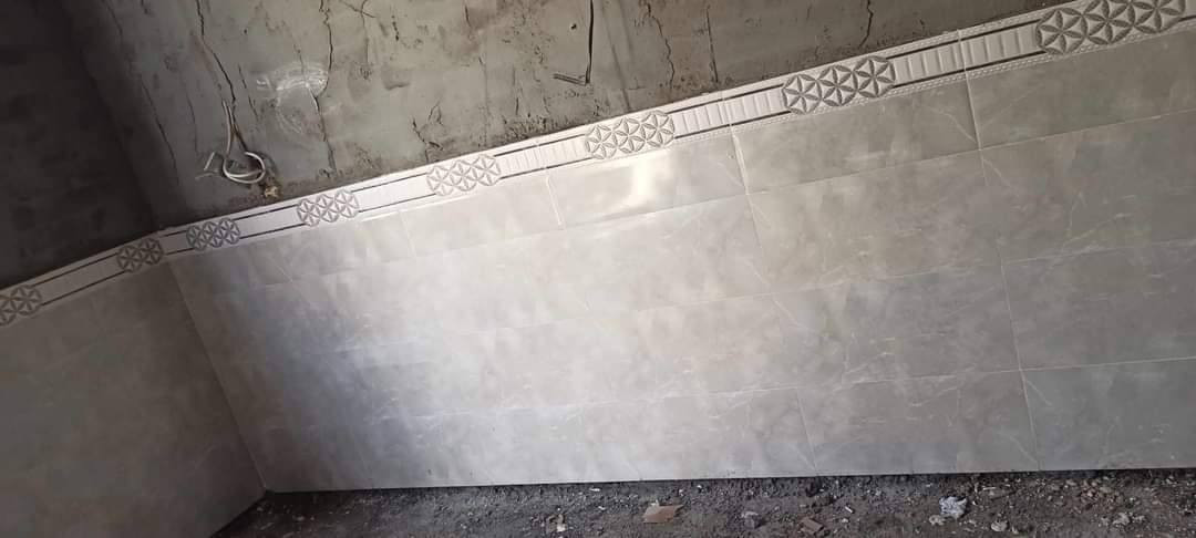 سلام عليكم عمل سيراميك بورسلين ارضي جداري ترميم واجهات ترميم بيوت هذه رقمي 
‏‪***********‬‏ اسيه 
*********** اثير
