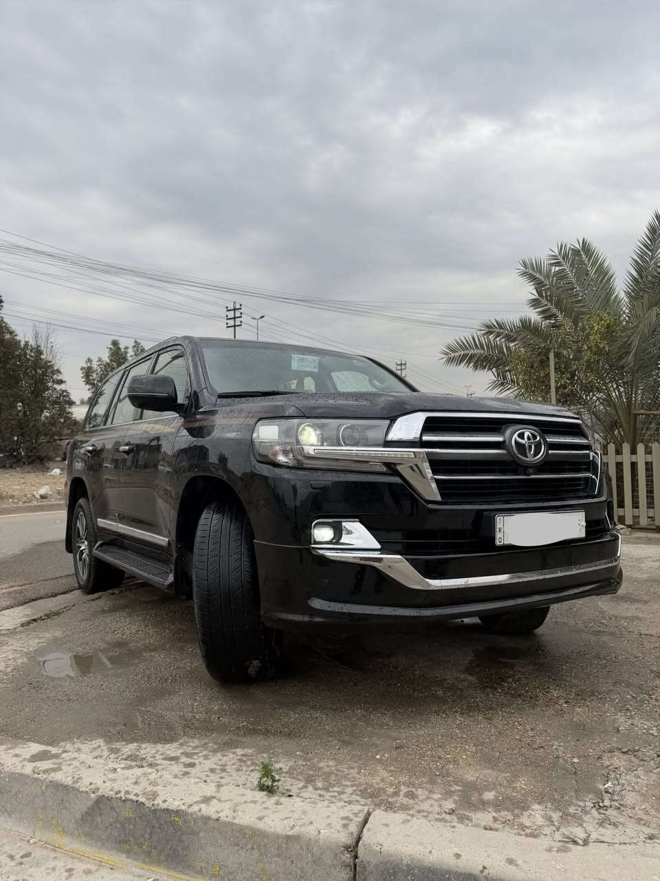 تويوتا لاندكروزر 2020 بريميير – V6
• محرك V6
 • دفع رباعي 4×4
 • نظام تثبيت سرعة ذكي
 • تبريد + تدفئة للمقاعد الأمامية
 • تحكم كهربائي كامل بالمقاعد
 • ذاكرة للمقاعد للسائق
 • ستيرن متعدد الوظائف
 • شاشة وسطية 
 • نظام ملاحة GPS
 • شاشة معلومات للسائق
 • مكيف أوتوماتيك 3 مناطق
 • فتحات مكيف خلفية
 • أضاءة داخلية LED
•فتحة 
 • كاميرا 360° / كاميرا خلفية عالية الدقة
 • حساسات أمامية + خلفية
 • حساسات للبقع العمياء 
 • نظام الفرامل المانعة للانزلاق ABS
 • وسائد هوائية متعددة
 • توزيع قوة الفرامل EBD
 • إنذار / قفل مركزي
 • نظام صوتي عالي الجودة
•بصمة
 • مصابيح LED أمامية + خلفية
 • شبك كروم

الموقع: (بغداد)
السعر: (530)
للتواصل: (***********)
