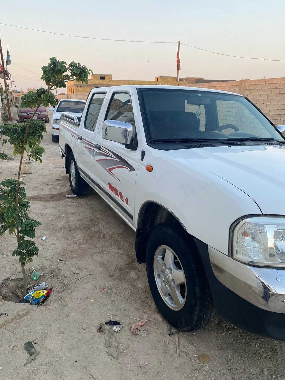 نيسان مديل 2009 بابطين فول مواصفات مصبوغه عام جماليه اثر جراد مكفوله من الظربه جاهز مكينه كير تبريد حداديه تخم تاير سنويه وهزه جديده بسمي رقم ذي قارسعره 95 مكانه الناصريه ***********
